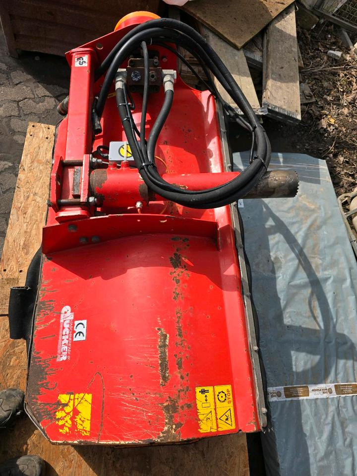 Dücker MKT 13 Mulchkopf Mähkopf Auslegemäher Böschungsmäher Böschungsmulcher UNA 500 600 Mähtronic - Epareuse: photos 3 Dücker MKT 13 Mulchkopf Mähkopf Auslegemäher Böschungsmäher Böschungsmulcher UNA 500 600 Mähtronic - Epareuse: photos 3
