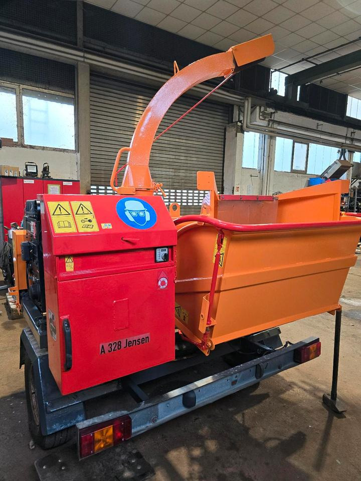 Jensen A328 Holzhäcksler Holzhacker Häcksler Hacker Holzhackschnitzler Schredder - Broyeur de végétaux: photos 3 Jensen A328 Holzhäcksler Holzhacker Häcksler Hacker Holzhackschnitzler Schredder - Broyeur de végétaux: photos 3