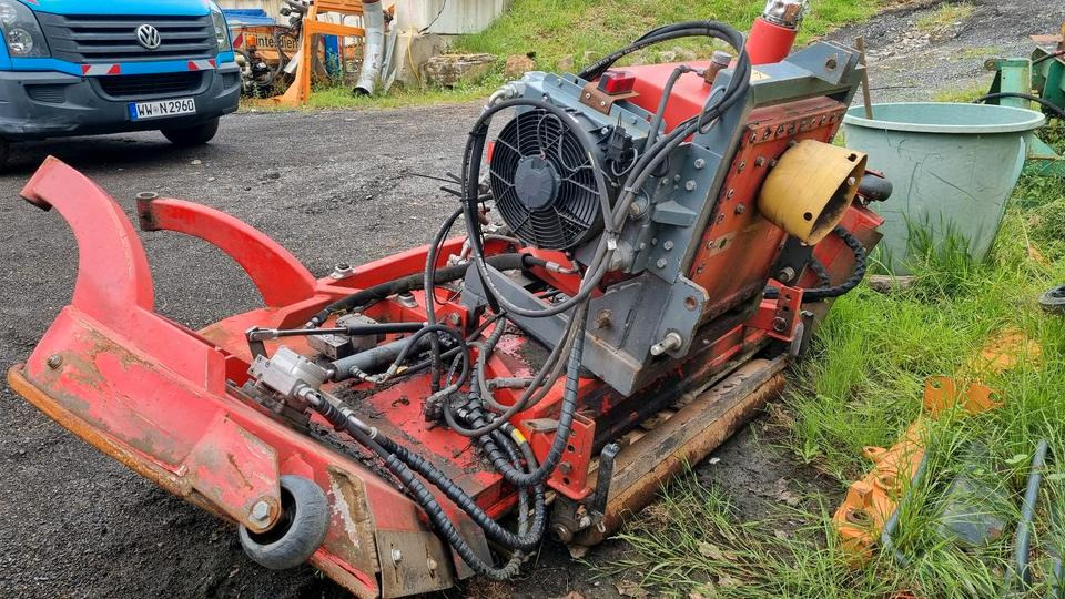 Loipfinger T320KLM Mähwerk Mulchgerät Mulchmäher für Aebi Kubota Iseki Deutz Fendt - Motofaucheuse: photos 3 Loipfinger T320KLM Mähwerk Mulchgerät Mulchmäher für Aebi Kubota Iseki Deutz Fendt - Motofaucheuse: photos 3