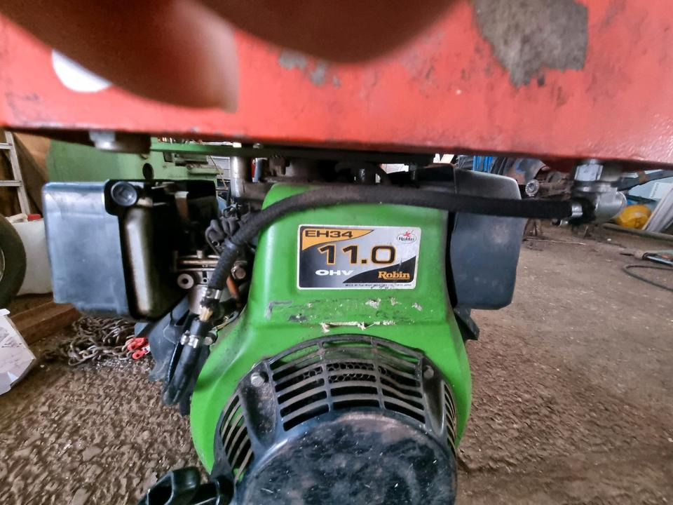 Motormäher Agria 5500 KL Grizzly Böschungsmulcher Hangmäher Reform Aebi Rasenmäher Mähausleger Böschungsmulcher Seitenmulcher Mulchgerät - Motofaucheuse: photos 4 Motormäher Agria 5500 KL Grizzly Böschungsmulcher Hangmäher Reform Aebi Rasenmäher Mähausleger Böschungsmulcher Seitenmulcher Mulchgerät - Motofaucheuse: photos 4