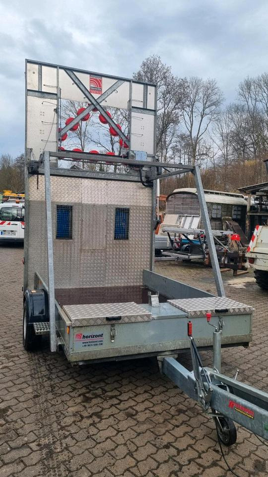 Remorque Trebbiner LED Absperrtafel 2019 FAT Sperrwand Verkehrsleittafel Verkehrsleitanhänger Verkehrssicherungsanhänger Leitanhänger VZ616 RSA21: photos 8