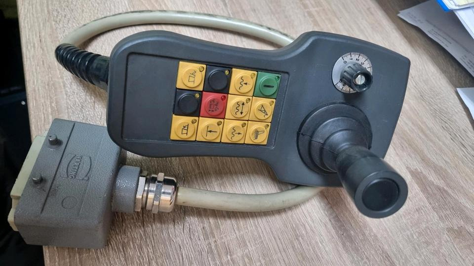Schneepflug Steuerung Joysticksteuerung Beilhack Schmidt Nido 293827 Joysticksteuerung - Système électrique pour Véhicule de voirie/ Spécial: photos 1 Schneepflug Steuerung Joysticksteuerung Beilhack Schmidt Nido 293827 Joysticksteuerung - Système électrique pour Véhicule de voirie/ Spécial: photos 1