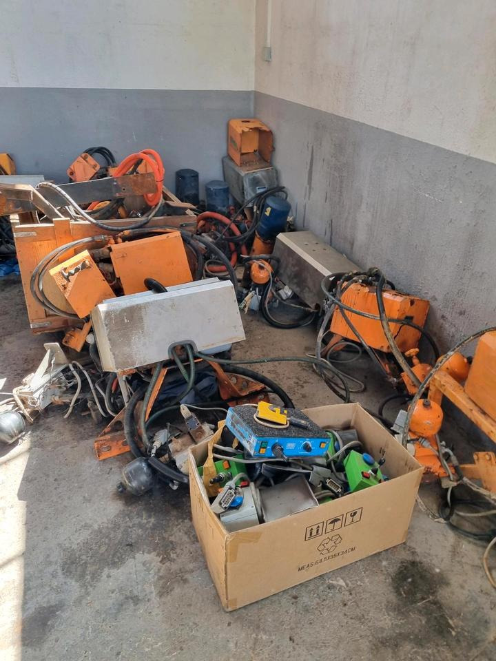 Schneepflughydraulik Schmidt Beilhack Elektrohydraulik Schneepflüge Schneeschild Schneeschieber LKW Unimog Bordcomputer Steuerung - Bloc de gestion pour Véhicule de voirie/ Spécial: photos 5 Schneepflughydraulik Schmidt Beilhack Elektrohydraulik Schneepflüge Schneeschild Schneeschieber LKW Unimog Bordcomputer Steuerung - Bloc de gestion pour Véhicule de voirie/ Spécial: photos 5