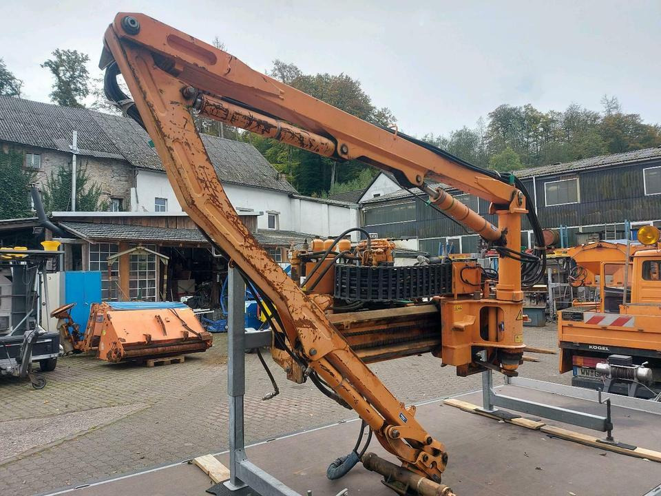 Suche Dücker Mulag Mähausleger Böschungsmulcher Schmidt Unimog - Epareuse: photos 4 Suche Dücker Mulag Mähausleger Böschungsmulcher Schmidt Unimog - Epareuse: photos 4