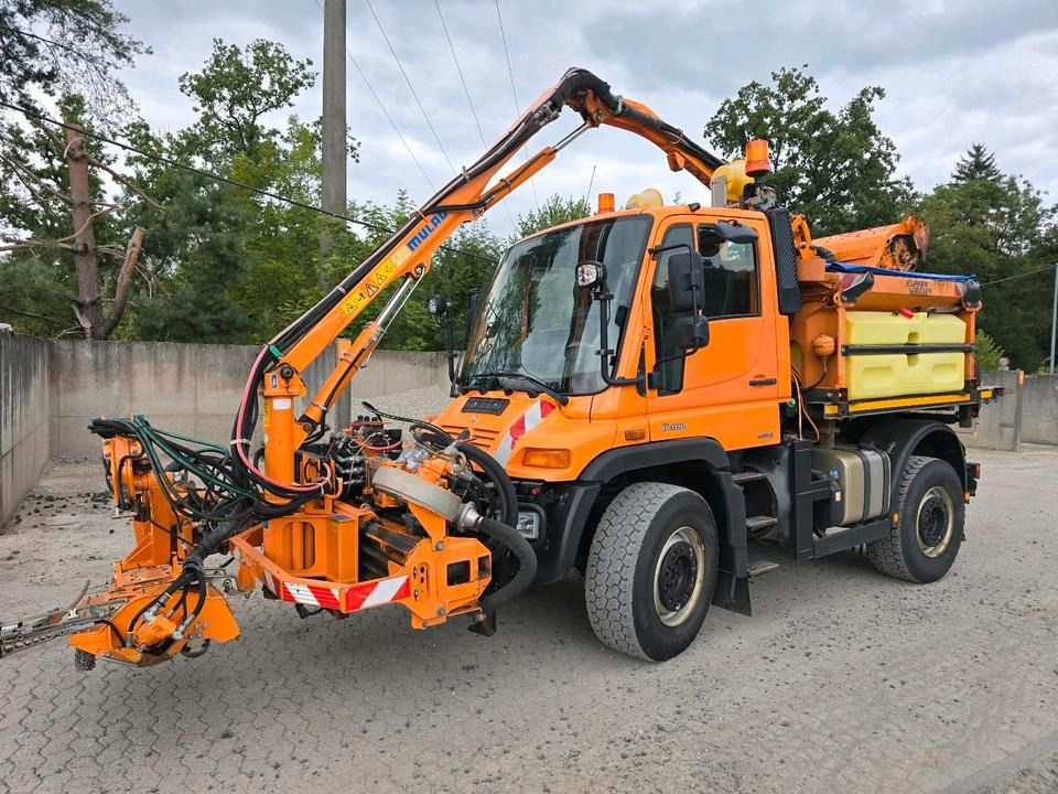 Unimog U400 2013 405/10 405/12 NKS-Z-UGN-43K Bluetec 5 Mercedes-Benz UGE UGN Mulag MKM700 Mähausleger Böschungsmäher Böschungsmulcher Küpper-Weisser IMS Salzstreuer - Engin de déneigement: photos 1 Unimog U400 2013 405/10 405/12 NKS-Z-UGN-43K Bluetec 5 Mercedes-Benz UGE UGN Mulag MKM700 Mähausleger Böschungsmäher Böschungsmulcher Küpper-Weisser IMS Salzstreuer - Engin de déneigement: photos 1