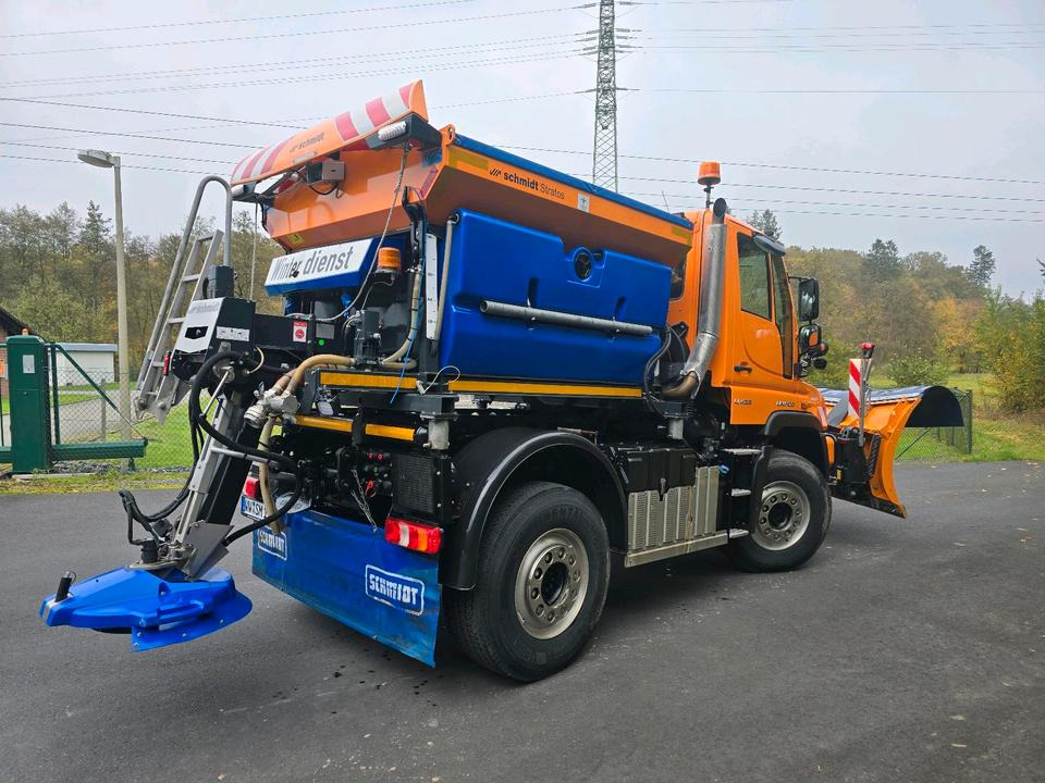 Unlmog 405 U 423 Schmidt Stratos Schneepflug U430 427 Mercedes 318 530 527 Winterdienst - Engin de déneigement: photos 3 Unlmog 405 U 423 Schmidt Stratos Schneepflug U430 427 Mercedes 318 530 527 Winterdienst - Engin de déneigement: photos 3