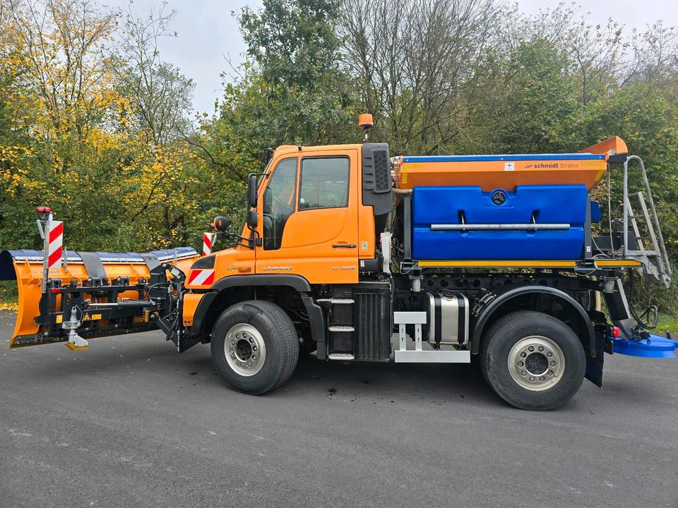 Unlmog 405 U 423 Schmidt Stratos Schneepflug U430 427 Mercedes 318 530 527 Winterdienst - Engin de déneigement: photos 5 Unlmog 405 U 423 Schmidt Stratos Schneepflug U430 427 Mercedes 318 530 527 Winterdienst - Engin de déneigement: photos 5