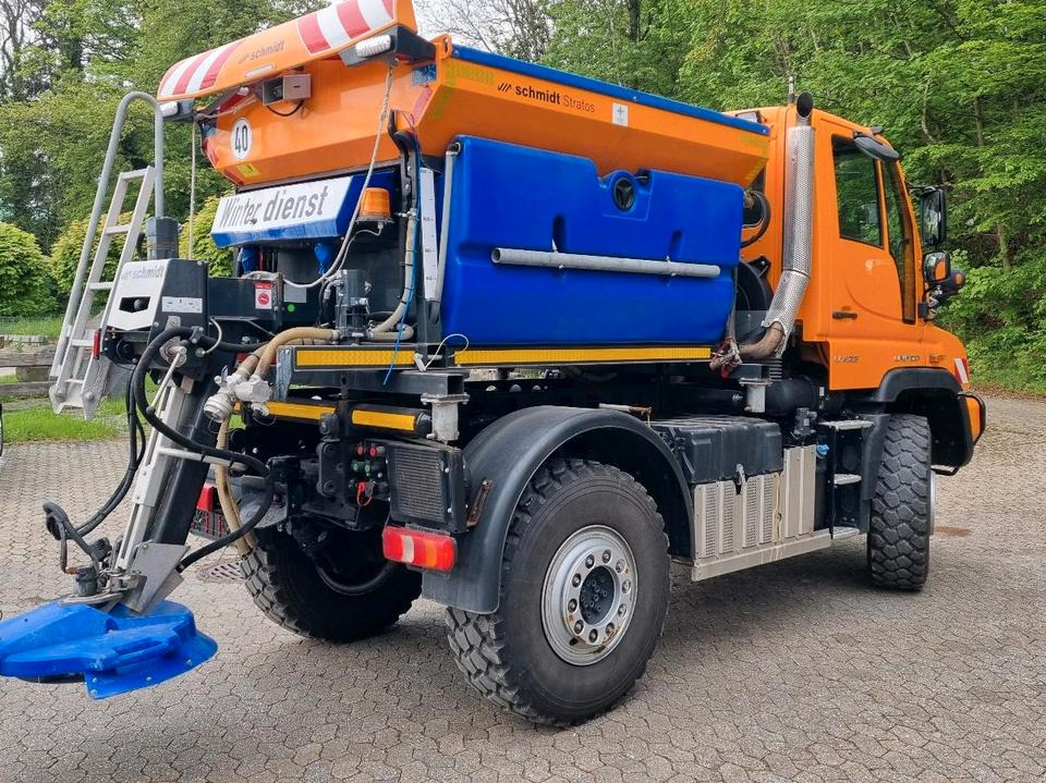 Unimog 423 Mercedes Benz U423 427 429 430 530 527 Schmidt Stratos Salzstreuer - Véhicule de voirie/ Spécial: photos 4 Unimog 423 Mercedes Benz U423 427 429 430 530 527 Schmidt Stratos Salzstreuer - Véhicule de voirie/ Spécial: photos 4