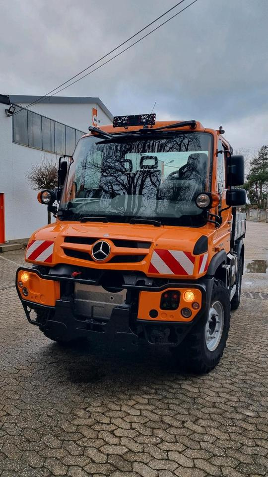 Zu vermieten Unimog 405 U318 423 429 430 Mercedes Benz 318 527 Vermietung - Engin de déneigement: photos 2 Zu vermieten Unimog 405 U318 423 429 430 Mercedes Benz 318 527 Vermietung - Engin de déneigement: photos 2