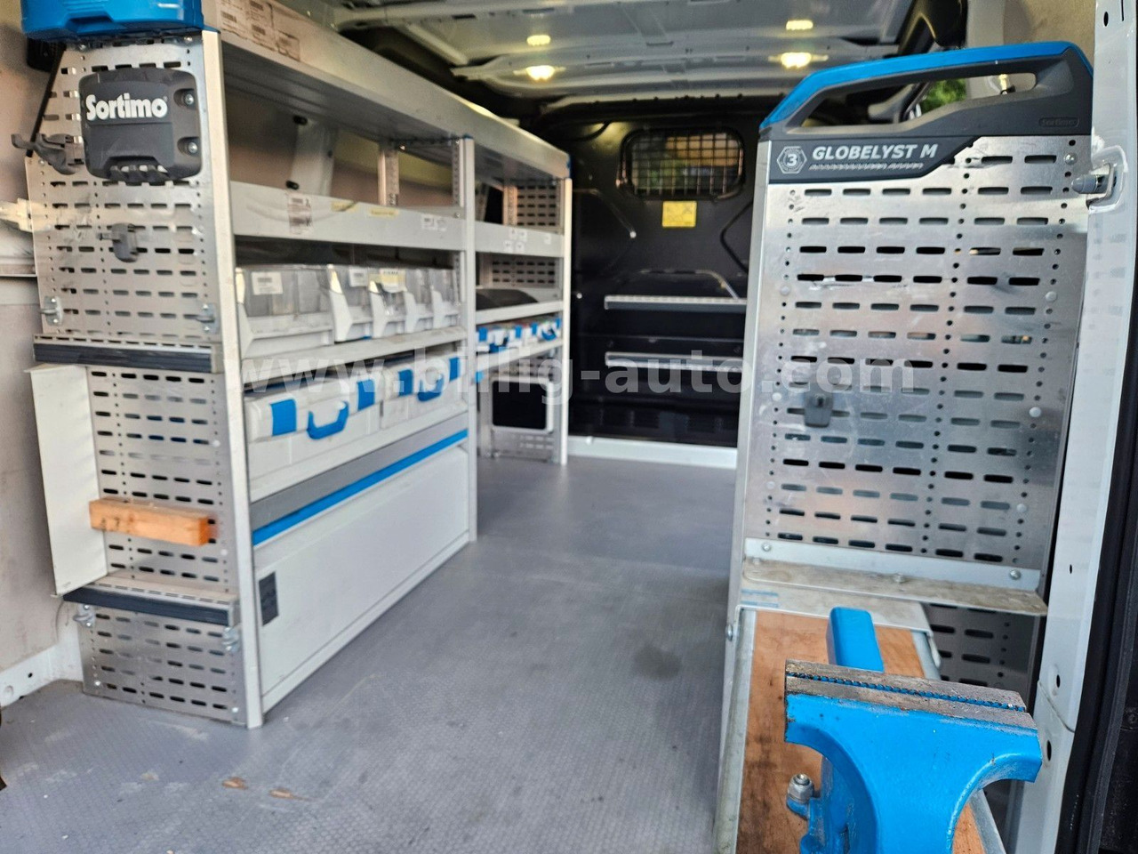 Ford Transit Custom Sortimo Werkstatt 1.Hd EU6 - Transport de personnes: photos 5 Ford Transit Custom Sortimo Werkstatt 1.Hd EU6 - Transport de personnes: photos 5