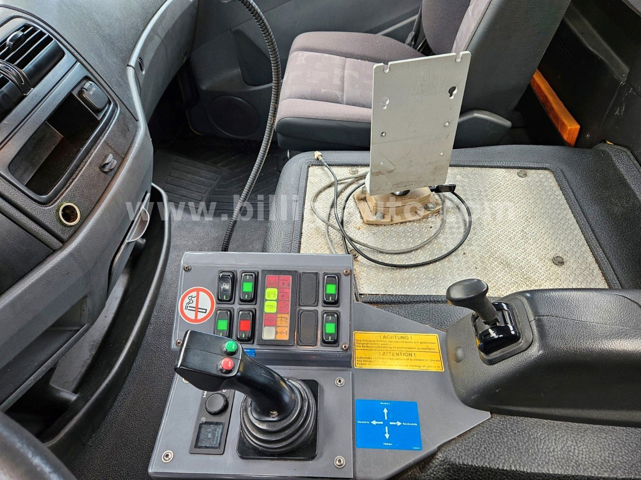 Camion porte-conteneur/ Caisse mobile Mercedes-Benz Kamag * WBH 25 * Wiesel * Umsetzer * Sattelkupp.: photos 12 Camion porte-conteneur/ Caisse mobile Mercedes-Benz Kamag * WBH 25 * Wiesel * Umsetzer * Sattelkupp.: photos 12