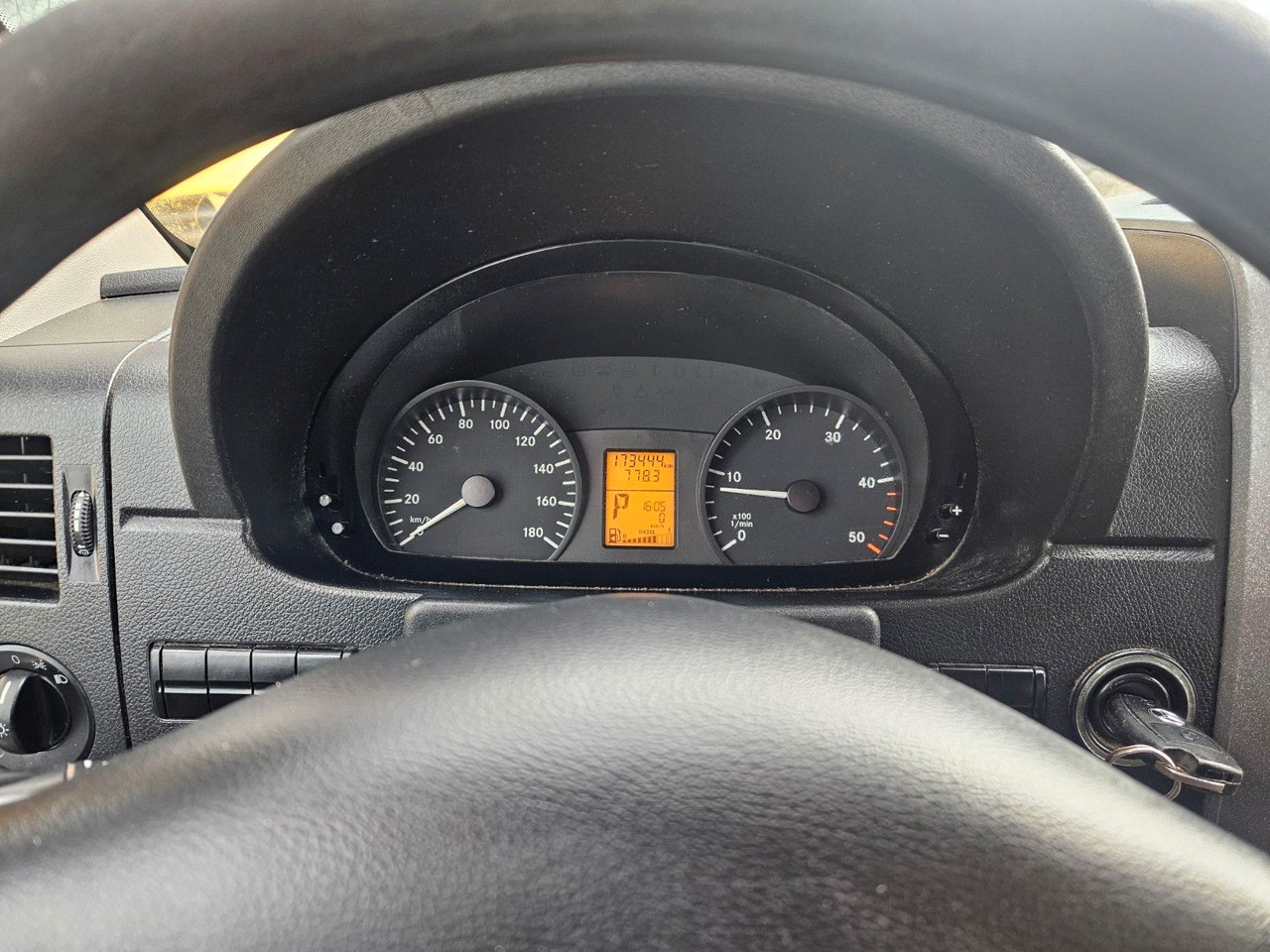 Fourgon grand volume Mercedes-Benz Sprinter Koffer Foodtruck Camper Wohnmobil Kaste: photos 6