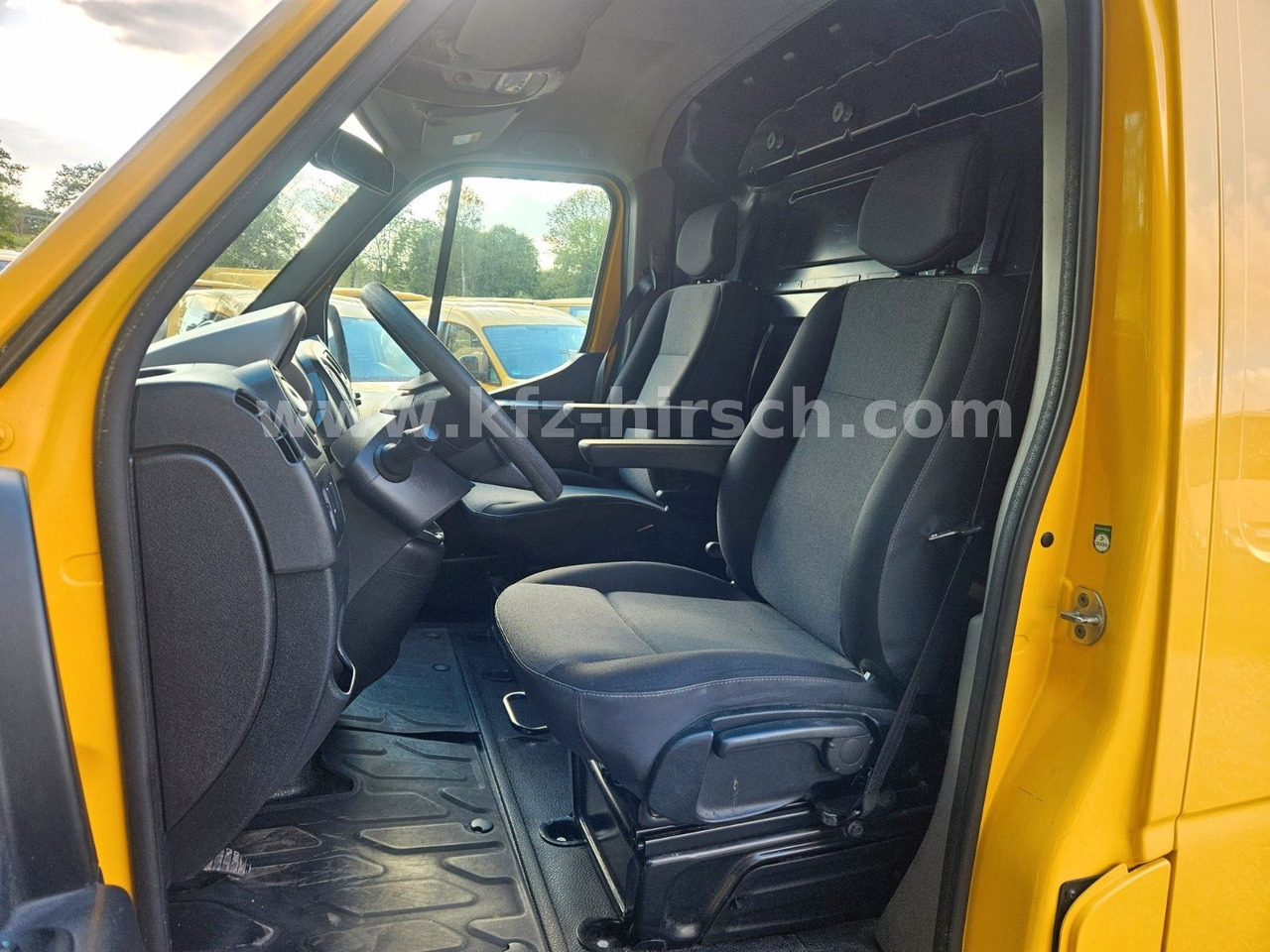 Transport de personnes Renault Master EURO 6 *Klima*EU6 Kamera* Regal Sortimo: photos 12