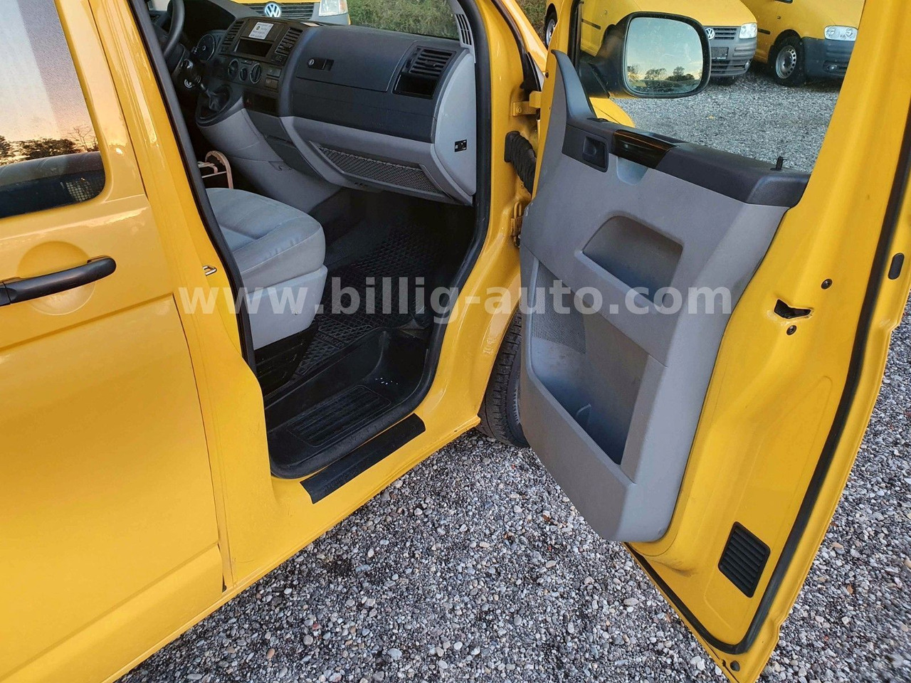 Fourgonnette Volkswagen T5 Transporter 2.0TDI 2xSchiebetüre Bulli T5: photos 13