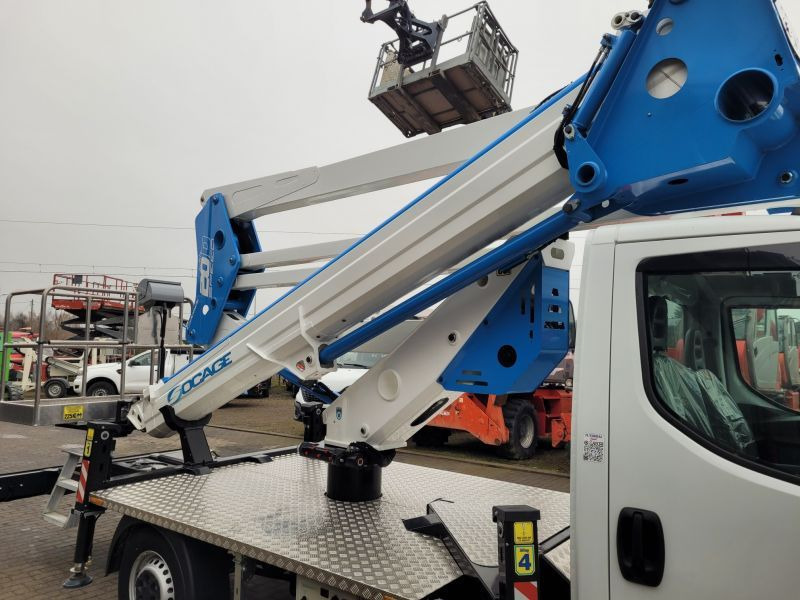 Iveco Daily 35S14 nowy podnośnik koszowy 20 m Socage ForSte 20D SPEED bucket truck boom lift - crédit-bail Iveco Daily 35S14 nowy podnośnik koszowy 20 m Socage ForSte 20D SPEED bucket truck boom lift: photos 9