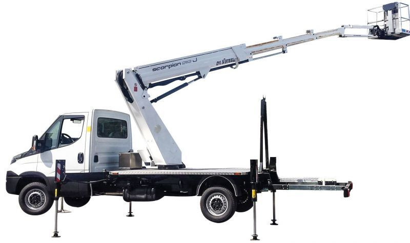 Oil&Steel Scorpion 2112J zamontowany na Nissan Cabstar - Camion avec nacelle: photos 1 Oil&Steel Scorpion 2112J zamontowany na Nissan Cabstar - Camion avec nacelle: photos 1