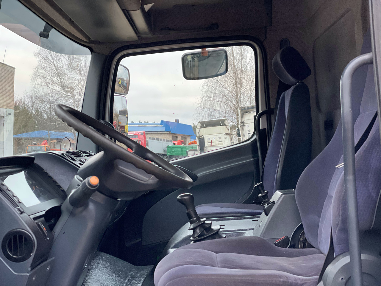 Camion grue MERCEDES-BENZ ATEGO: photos 11