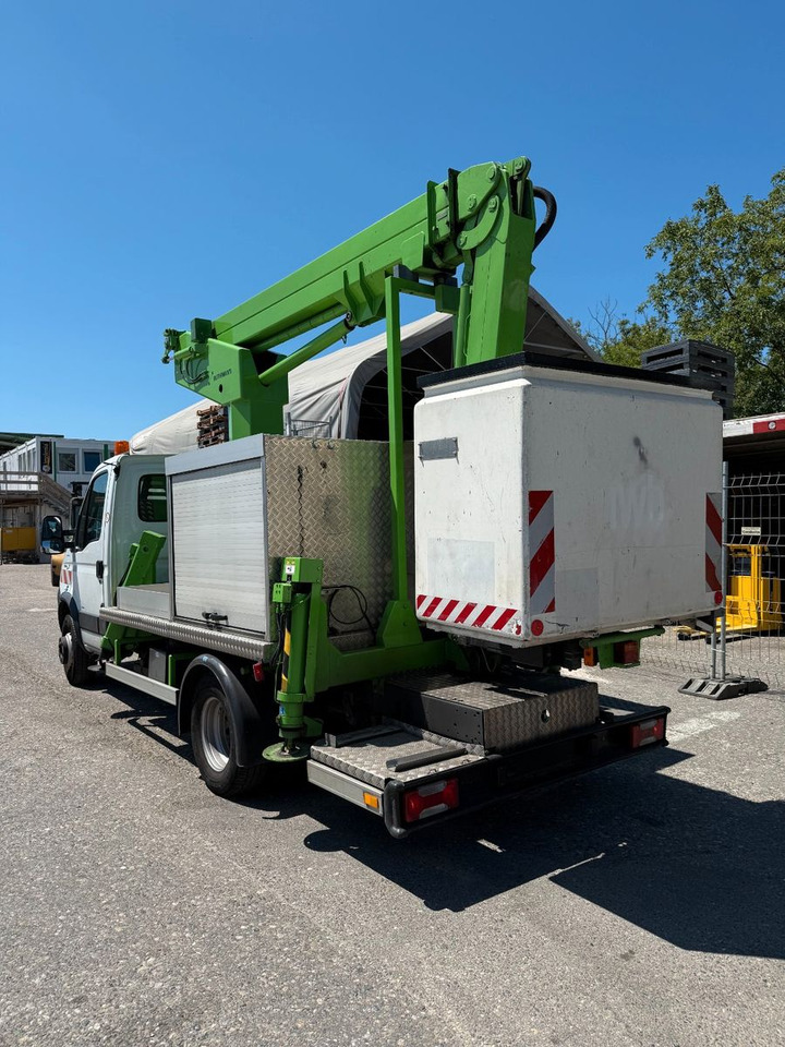 Iveco Daily 50C14 CNG Gelenksteiger - Camion avec nacelle: photos 3 Iveco Daily 50C14 CNG Gelenksteiger - Camion avec nacelle: photos 3