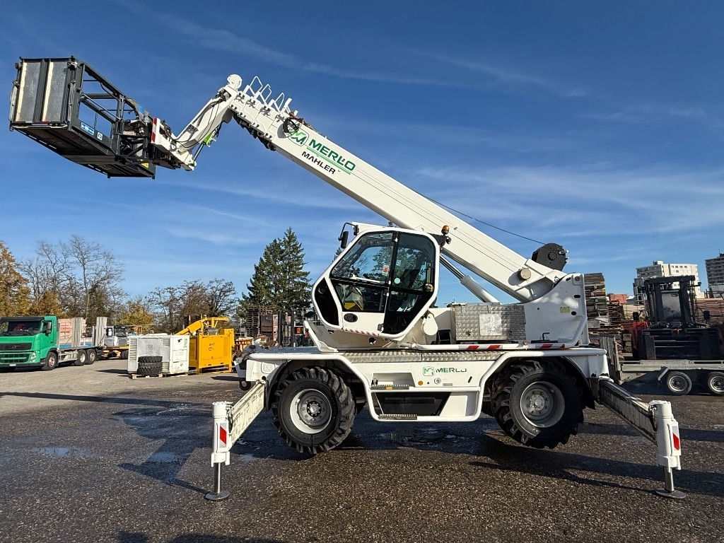 Merlo Roto 40.25 MCSS - Chariot télescopique: photos 2 Merlo Roto 40.25 MCSS - Chariot télescopique: photos 2