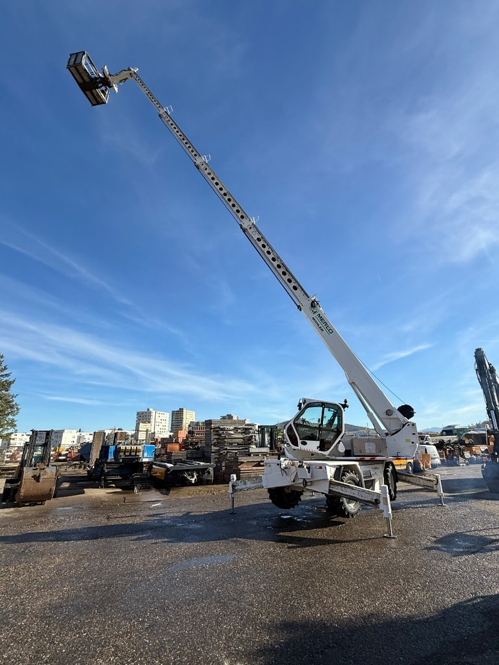 Merlo Roto 40.25 MCSS - Chariot télescopique: photos 1 Merlo Roto 40.25 MCSS - Chariot télescopique: photos 1