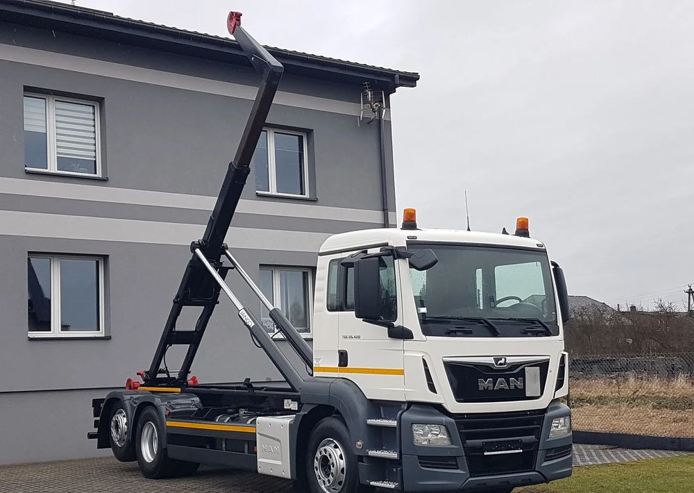 MAN TGS 26.420 E6 HAKOWIEC HS20 6x2 3-OSIE KLIMA - Camion ampliroll: photos 1 MAN TGS 26.420 E6 HAKOWIEC HS20 6x2 3-OSIE KLIMA - Camion ampliroll: photos 1