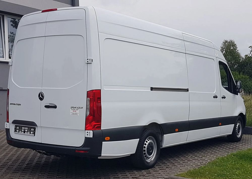 Mercedes-Benz SPRINTER MAXI CHŁODNIA AGREGAT 2 KOMORY GRZANIE KLIMA IZOTERMA MANUAL - Utilitaire frigorifique: photos 4 Mercedes-Benz SPRINTER MAXI CHŁODNIA AGREGAT 2 KOMORY GRZANIE KLIMA IZOTERMA MANUAL - Utilitaire frigorifique: photos 4