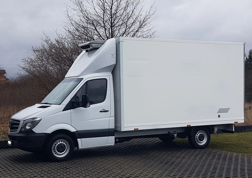 Mercedes-Benz Sprinter CHŁODNIA IZOTERMA 8EP AGREGAT ZANOTTI 4,22x2,15x2,30 KLIMA 314 CDI - Utilitaire frigorifique: photos 2 Mercedes-Benz Sprinter CHŁODNIA IZOTERMA 8EP AGREGAT ZANOTTI 4,22x2,15x2,30 KLIMA 314 CDI - Utilitaire frigorifique: photos 2
