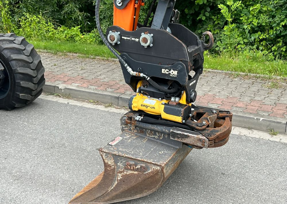 Doosan DOOSAN DX57W *ROTOTILT* 2200 Motogodzin JAK NOWA KOPARKA KOŁOWA STAN PERFEKCYJNY SPROWADZONA - Pelle sur pneus: photos 3 Doosan DOOSAN DX57W *ROTOTILT* 2200 Motogodzin JAK NOWA KOPARKA KOŁOWA STAN PERFEKCYJNY SPROWADZONA - Pelle sur pneus: photos 3