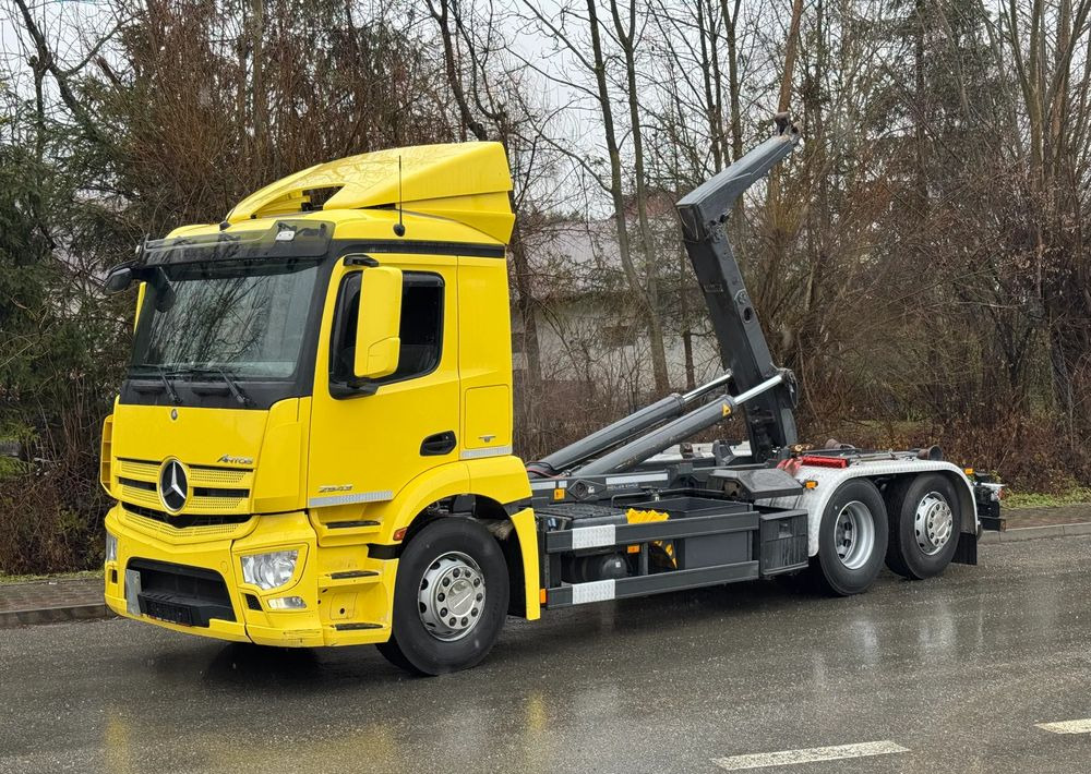 Mercedes-Benz * Hakowiec * Mercedes Antos 2543 * Sprowadzony * Stan Perfekcyjny - Camion ampliroll: photos 1 Mercedes-Benz * Hakowiec * Mercedes Antos 2543 * Sprowadzony * Stan Perfekcyjny - Camion ampliroll: photos 1