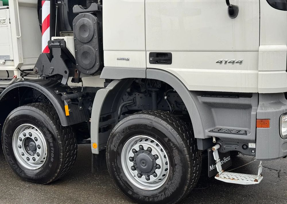 Mercedes-Benz * Mercedes 8x6  Actros 4144 * HDS Palfinger 150002 + FLY JIB PJ 170 * Dźwig * 40 TON * Wyciągarka * 35 Metrów * Kosz * - Camion grue: photos 5 Mercedes-Benz * Mercedes 8x6  Actros 4144 * HDS Palfinger 150002 + FLY JIB PJ 170 * Dźwig * 40 TON * Wyciągarka * 35 Metrów * Kosz * - Camion grue: photos 5