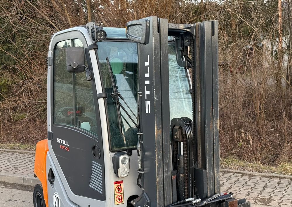 Still * Sprowadzony * Still RX 70-25 Triplex * Wózek Widłowy * Stan Idealny * - Chariot élévateur diesel: photos 4 Still * Sprowadzony * Still RX 70-25 Triplex * Wózek Widłowy * Stan Idealny * - Chariot élévateur diesel: photos 4