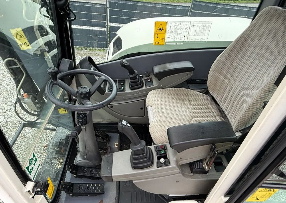 Pelle sur pneus Terex * Koparka Kołowa TEREX TW 85 * Sprowadzona * Rototilt *: photos 12 Pelle sur pneus Terex * Koparka Kołowa TEREX TW 85 * Sprowadzona * Rototilt *: photos 12