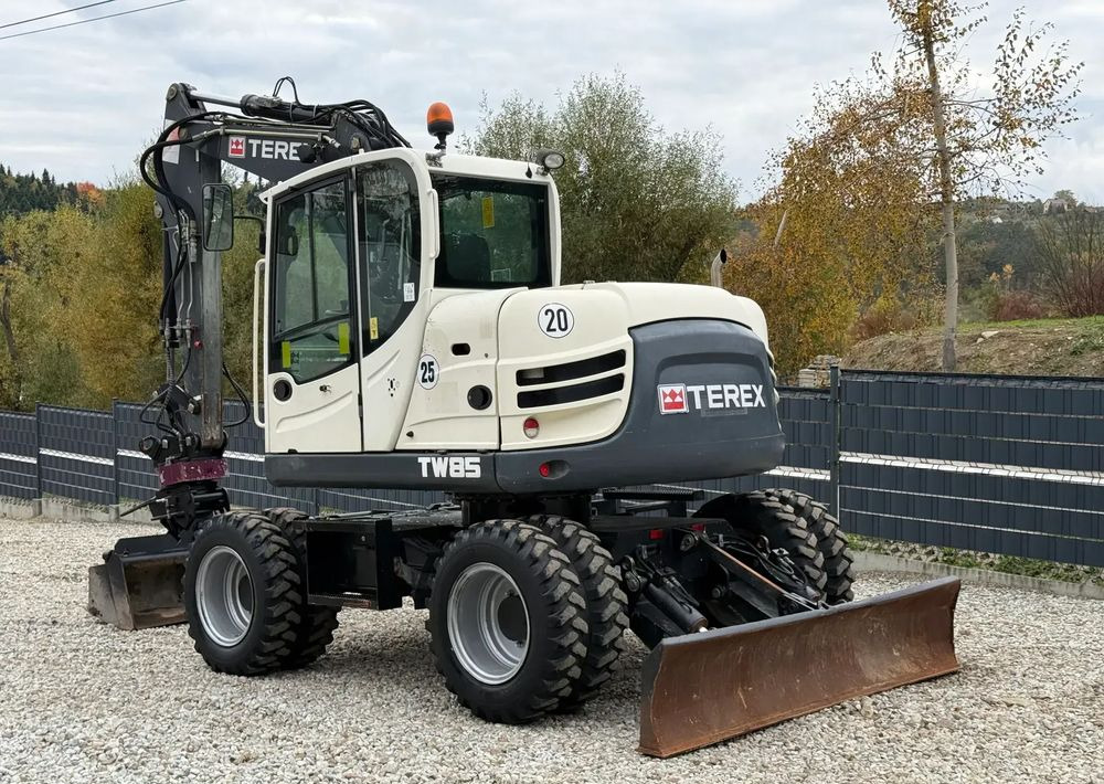 Pelle sur pneus Terex * Koparka Kołowa TEREX TW 85 * Sprowadzona * Rototilt *: photos 9 Pelle sur pneus Terex * Koparka Kołowa TEREX TW 85 * Sprowadzona * Rototilt *: photos 9