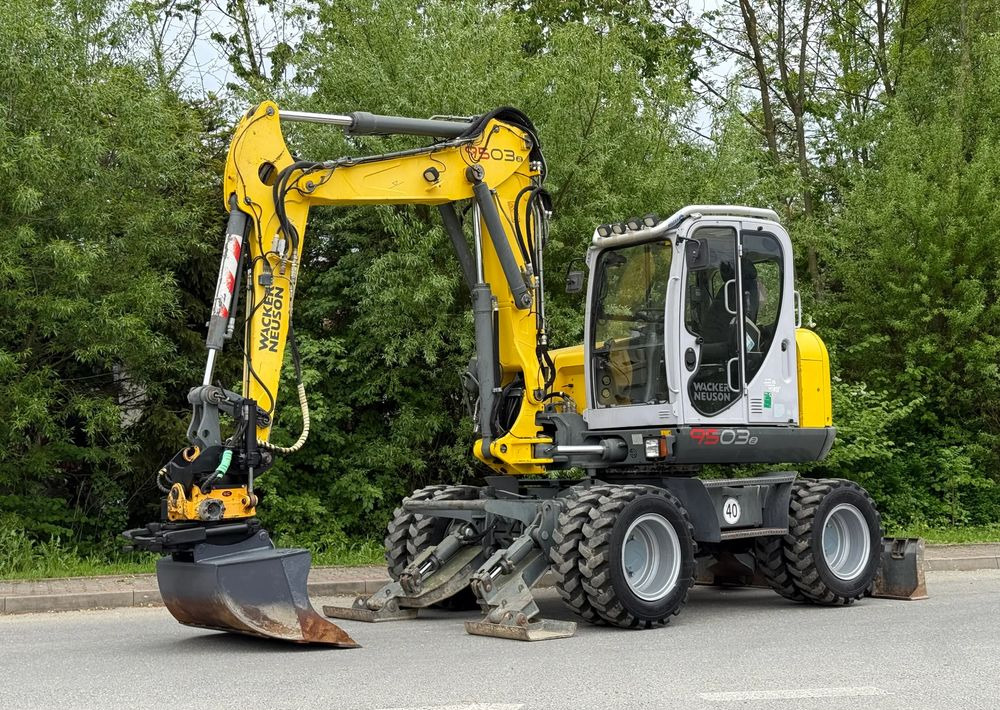 Wacker Neuson * Koparka Kołowa * Wacker Neuson 9503 * Rototilt * Bardzo Dobry Stan * - Pelle sur pneus: photos 1 Wacker Neuson * Koparka Kołowa * Wacker Neuson 9503 * Rototilt * Bardzo Dobry Stan * - Pelle sur pneus: photos 1