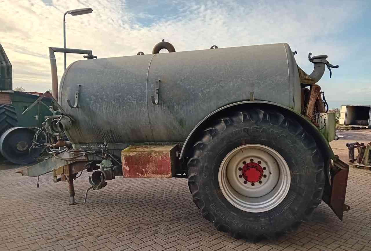 Ipsam 8000 l. mesttank wormpomp mestverwerking - Tonne à lisier: photos 3 Ipsam 8000 l. mesttank wormpomp mestverwerking - Tonne à lisier: photos 3