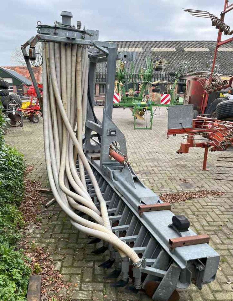 Jako ZBM 480 Zodebemester graslandbemester injecteur mestverwerking - Enfouisseur à dents: photos 2 Jako ZBM 480 Zodebemester graslandbemester injecteur mestverwerking - Enfouisseur à dents: photos 2