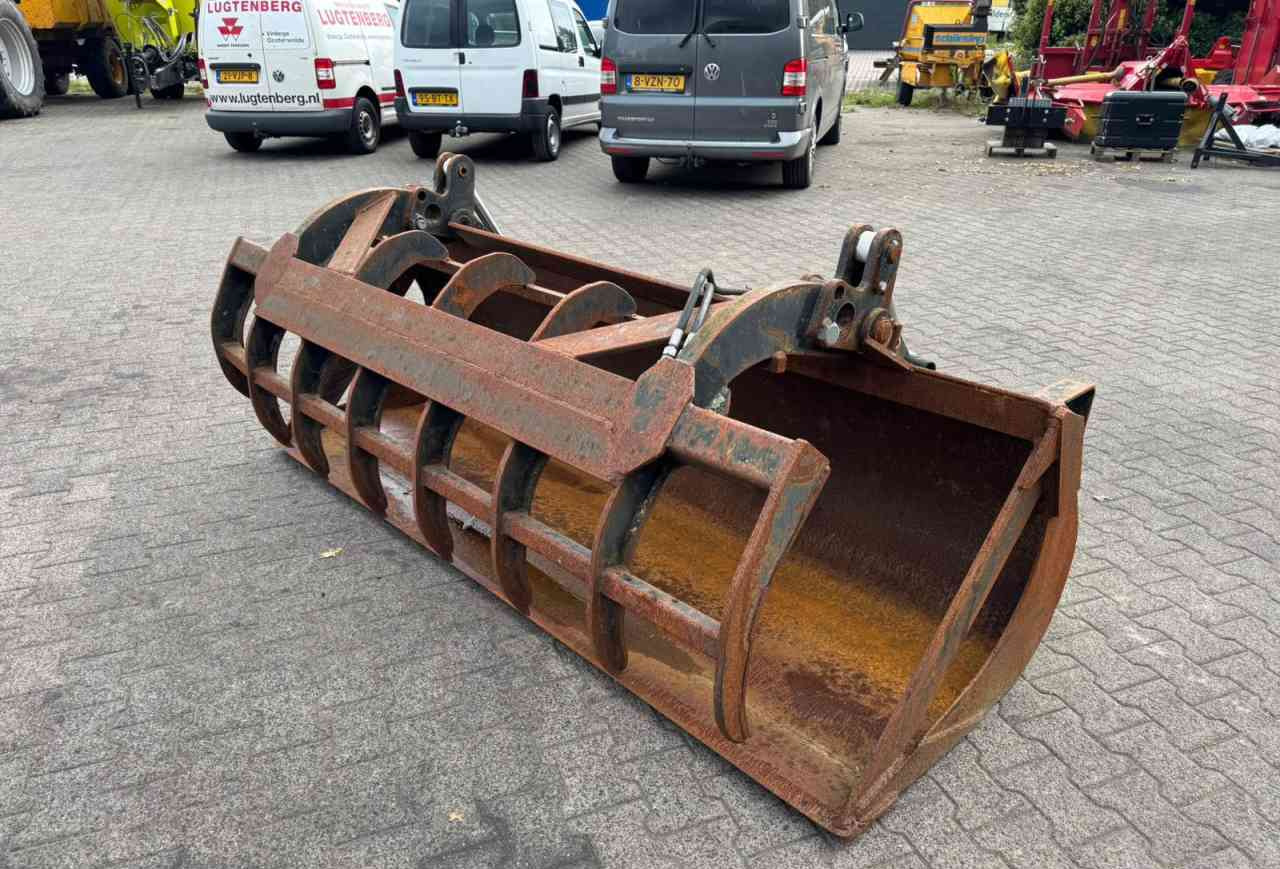 Manitou 240 pelikaanbak kuilbak mestbak - Matériel d'ensilage: photos 1 Manitou 240 pelikaanbak kuilbak mestbak - Matériel d'ensilage: photos 1