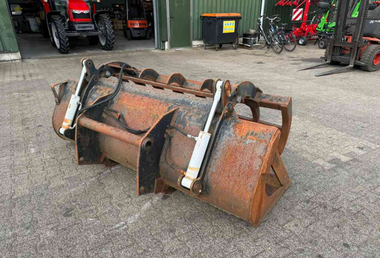 Manitou 240 pelikaanbak kuilbak mestbak - Matériel d'ensilage: photos 3 Manitou 240 pelikaanbak kuilbak mestbak - Matériel d'ensilage: photos 3