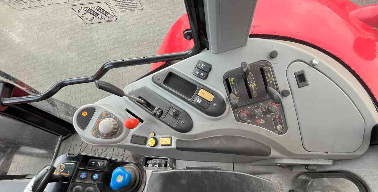Tracteur agricole Massey Ferguson 6480 Dyna-6 T3 tractoren: photos 6 Tracteur agricole Massey Ferguson 6480 Dyna-6 T3 tractoren: photos 6