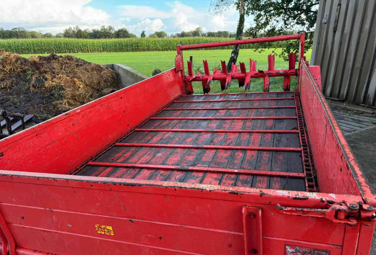 Schuitemaker SMS 3000 mestverspreider *Verkocht/sold* - Epandeur à fumier: photos 3 Schuitemaker SMS 3000 mestverspreider *Verkocht/sold* - Epandeur à fumier: photos 3