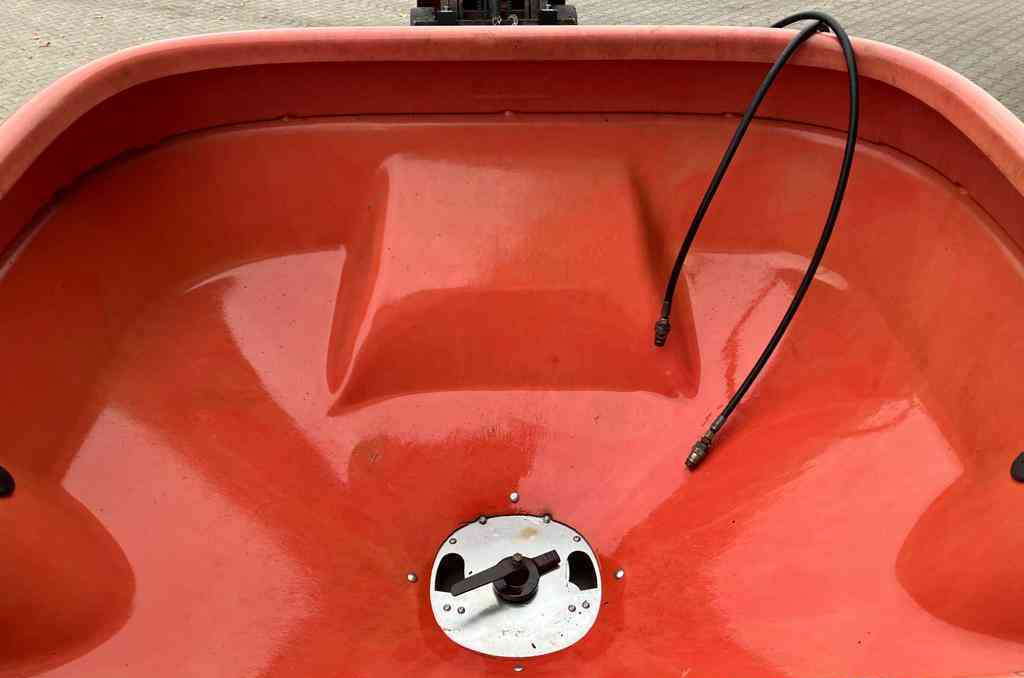 Trioliet TST Kunstmeststrooier mestverwerking - Distributeur d'engrais: photos 5 Trioliet TST Kunstmeststrooier mestverwerking - Distributeur d'engrais: photos 5