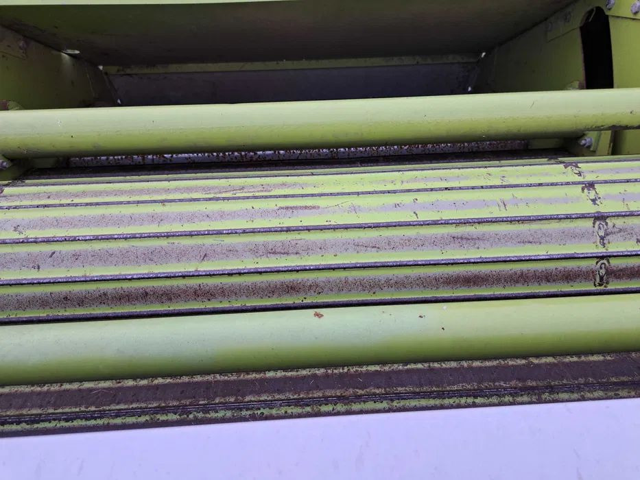 Claas 250 RC Uniwrap - Presse à balles rondes: photos 4 Claas 250 RC Uniwrap - Presse à balles rondes: photos 4