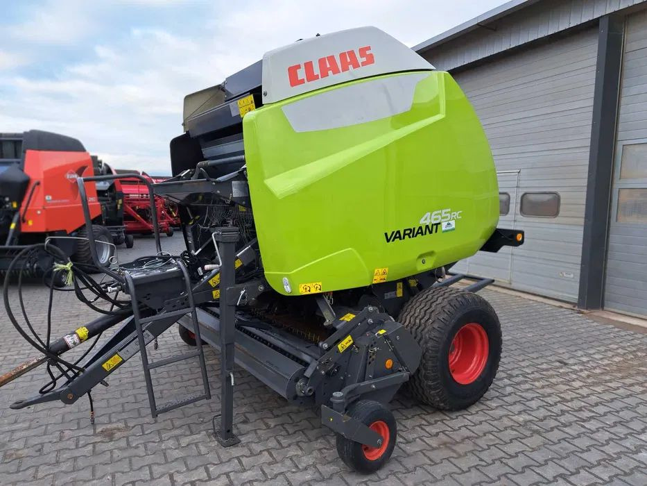 Claas Variant 465 RC - Presse à balles rondes: photos 1 Claas Variant 465 RC - Presse à balles rondes: photos 1