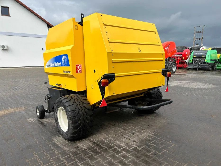 Prasa rolująca New Holland BR 6090 prasa łańcuchowa noże cropcutter - Presse à balles rondes: photos 4 Prasa rolująca New Holland BR 6090 prasa łańcuchowa noże cropcutter - Presse à balles rondes: photos 4