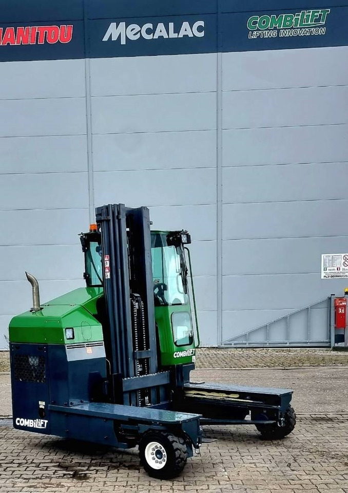 Combilift C 4000 MK4 DIESEL - Chariot multidirectionnel: photos 2 Combilift C 4000 MK4 DIESEL - Chariot multidirectionnel: photos 2