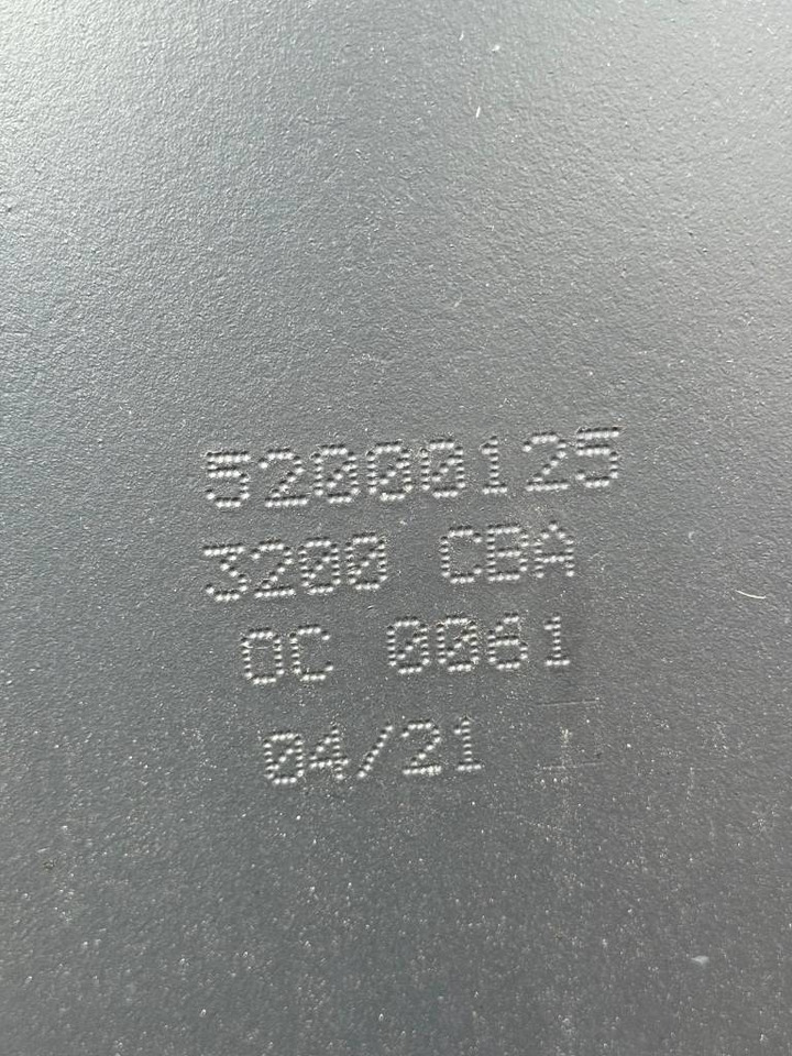 Manitou CBA 2500/3200 EN 3,2m3 52000125 2021 - Godet pour Engins de chantier: photos 4 Manitou CBA 2500/3200 EN 3,2m3 52000125 2021 - Godet pour Engins de chantier: photos 4