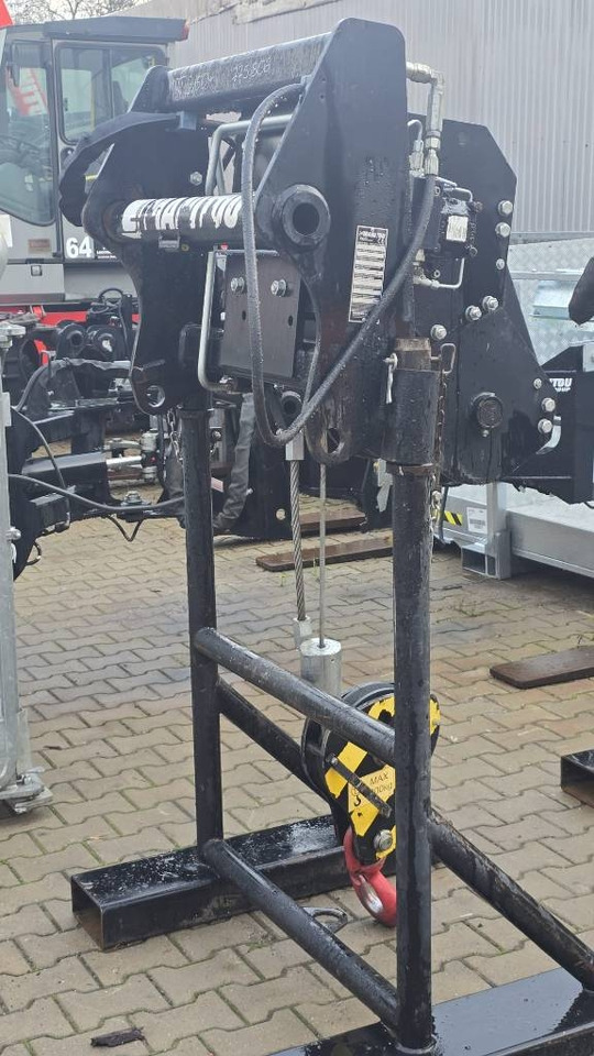 Manitou WINCH 3T 921337  - Matériel de magasinage: photos 3 Manitou WINCH 3T 921337  - Matériel de magasinage: photos 3