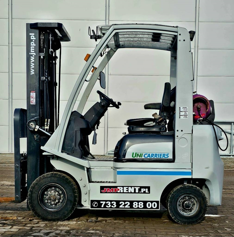 UniCarriers DX 18 P1D1A18LQ - Chariot élévateur à gaz: photos 2 UniCarriers DX 18 P1D1A18LQ - Chariot élévateur à gaz: photos 2