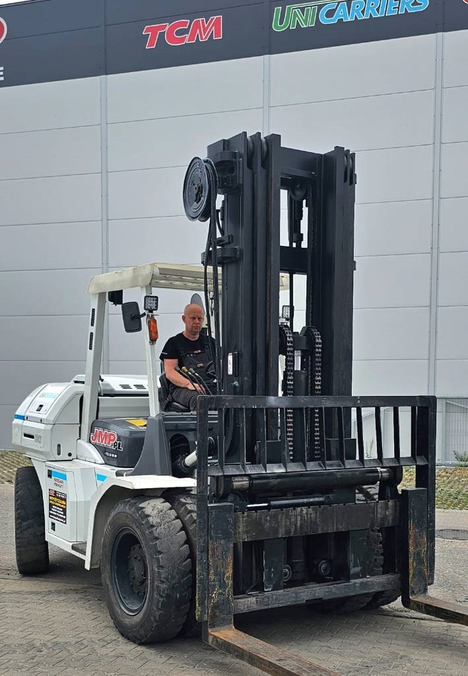 UniCarriers ZX80 FD80-3 TRIPLEX 6m  - crédit-bail UniCarriers ZX80 FD80-3 TRIPLEX 6m: photos 16