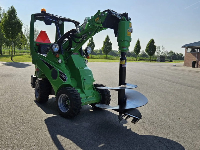 Avant XHD 72 Boorinstallatie met grondboor 900mm - Accessoire pour Machine agricole: photos 5 Avant XHD 72 Boorinstallatie met grondboor 900mm - Accessoire pour Machine agricole: photos 5